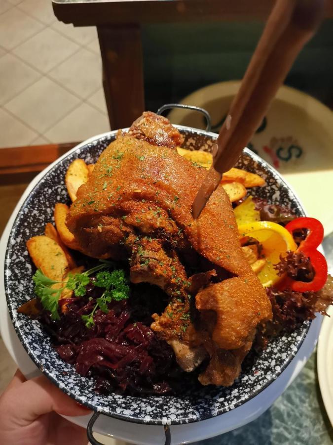 Park Hédervár 外观 照片
